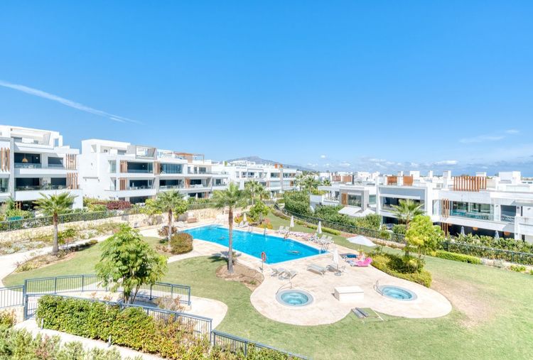 Penthouse | Resale in Estepona - Development photo 1