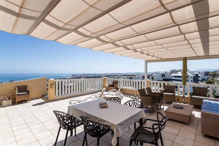 Penthouse | Resale in Higueron in Higueron, Costa del Sol - Photo 2