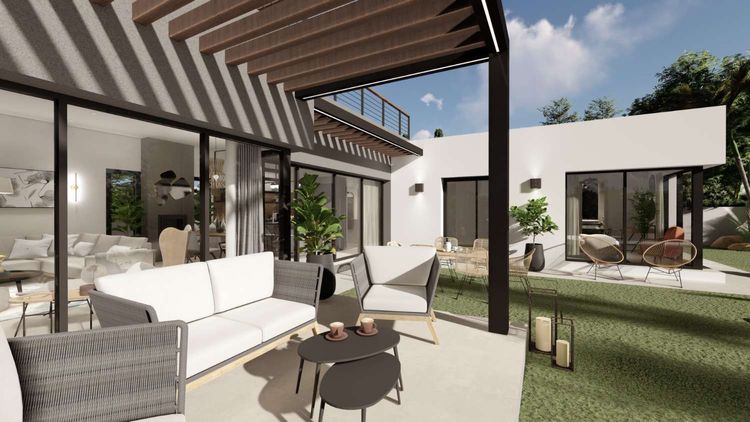 House | Resale in Estepona in Estepona, Costa del Sol - Photo 4