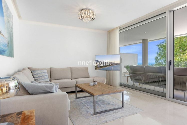 Apartment | Resale in Benahavís in Benahavís Others, Costa del Sol - Photo 4