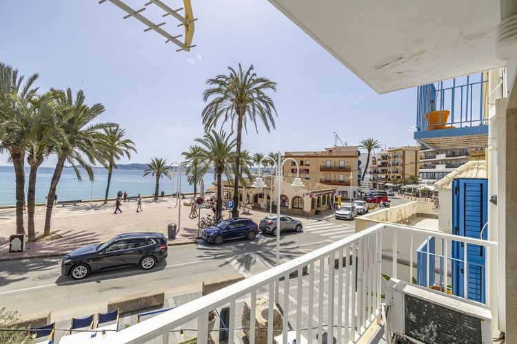 Apartment | Resale in Javea in Javea, Costa Blanca - Photo 2