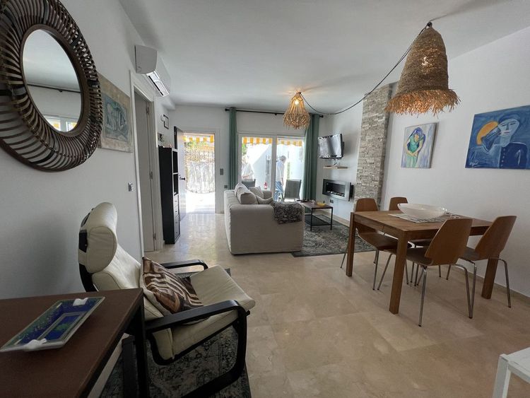 Apartment | Resale in Puerto de Cabopino in Puerto de Cabopino, Costa del Sol - Photo 2