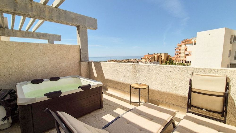 Penthouse | Resale in Riviera del Sol in Riviera del Sol, Costa del Sol - Main property photo