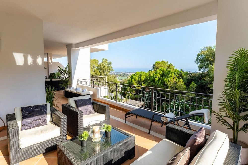 Apartment | Resale in La Quinta in La Quinta, Costa del Sol - Main property photo