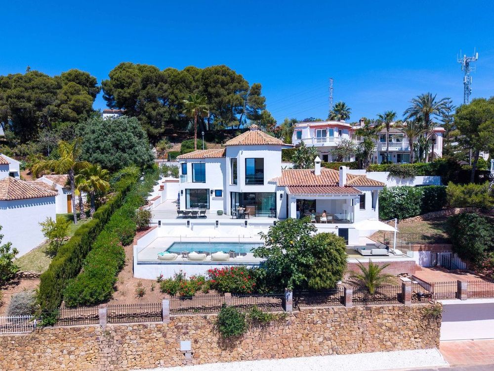 House | Resale in Hacienda Las Chapas in Hacienda Las Chapas, Costa del Sol - Main property photo