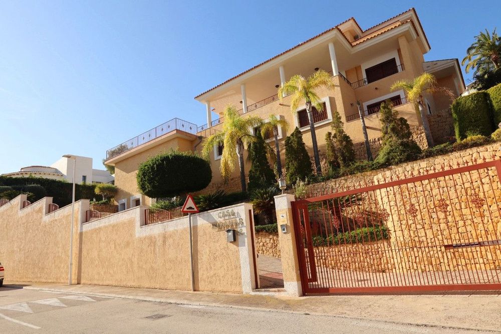 House | Resale in Altea in Altea, Costa Blanca - Main property photo