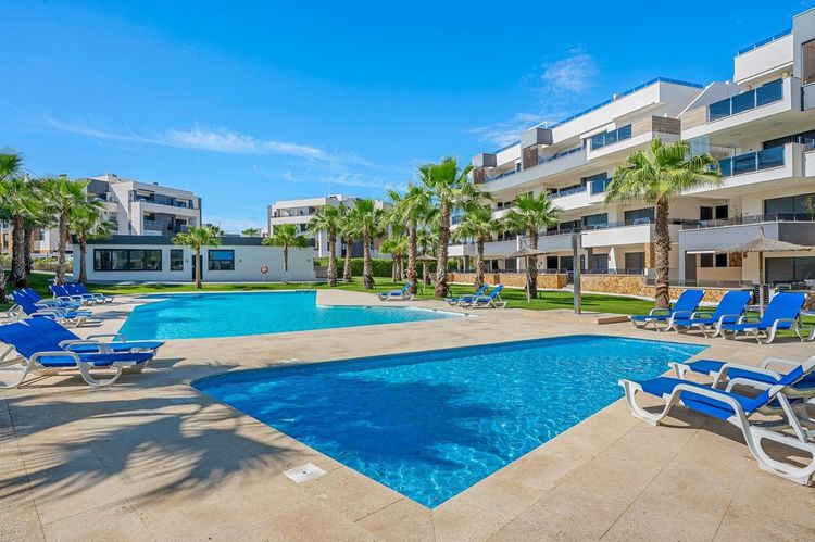 Apartment | Resale in Los Altos in Los Altos, Costa Blanca - Photo 2