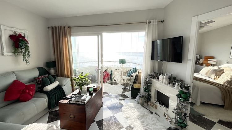 Apartment | Resale in Calahonda in Calahonda, Costa del Sol - Photo 4