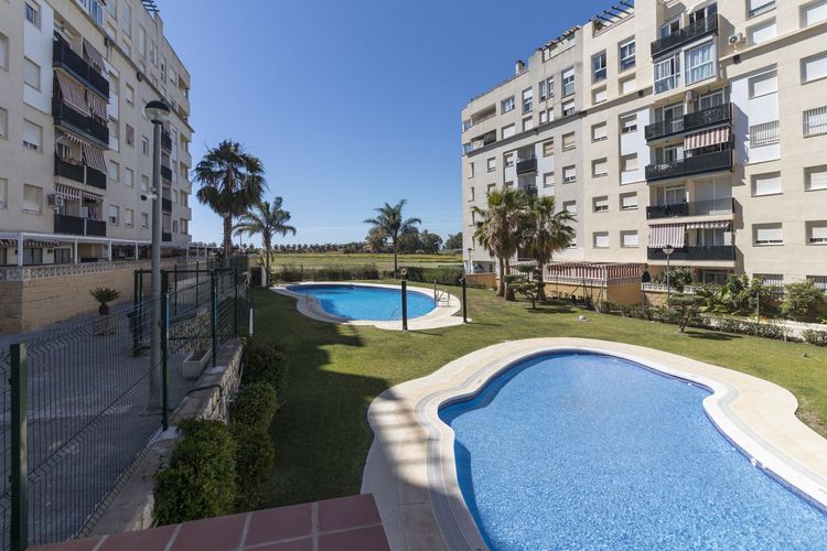 Apartment | Resale in Nueva Andalucía - Development photo 1