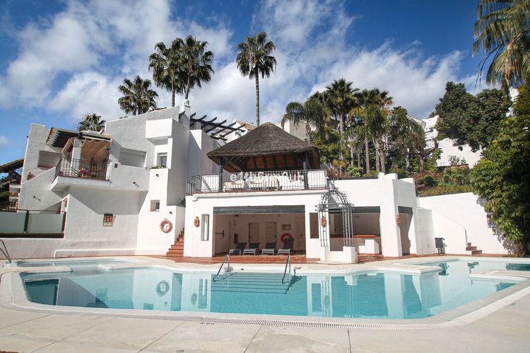 House | Resale in Istán - Development photo 1