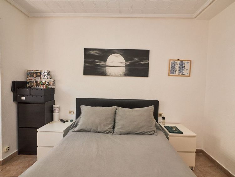 Apartment | Resale in Torrevieja in Torrevieja, Costa Blanca - Photo 2