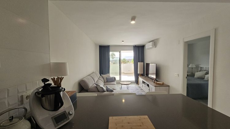 Apartment | Resale in Casares in Casares Others, Costa del Sol - Photo 2