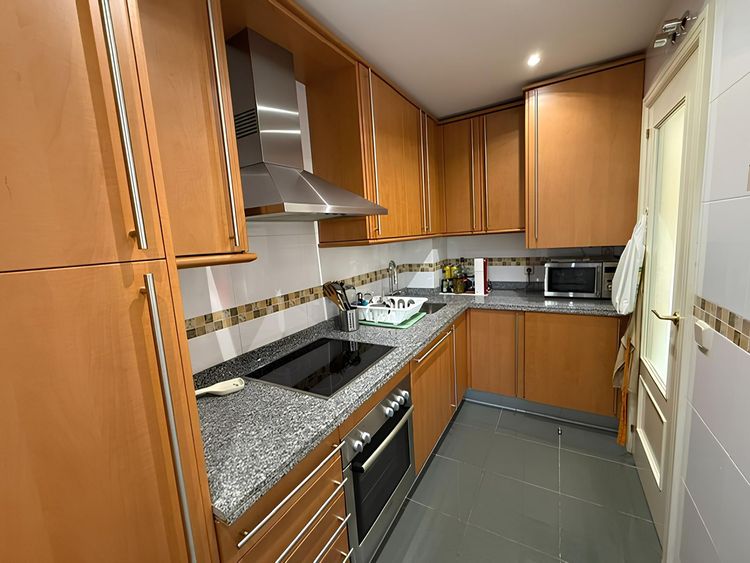 Apartment | Resale in Mijas Costa in Mijas Costa, Costa del Sol - Photo 3