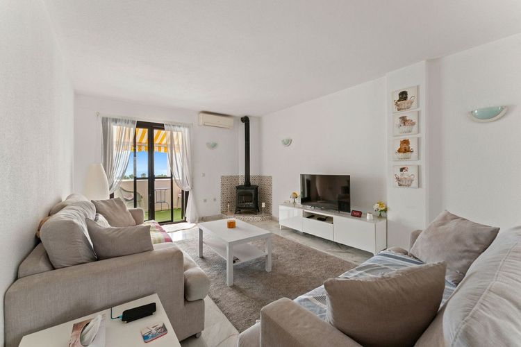 Apartment | Resale in Mijas in Mijas Others, Costa del Sol - Photo 2