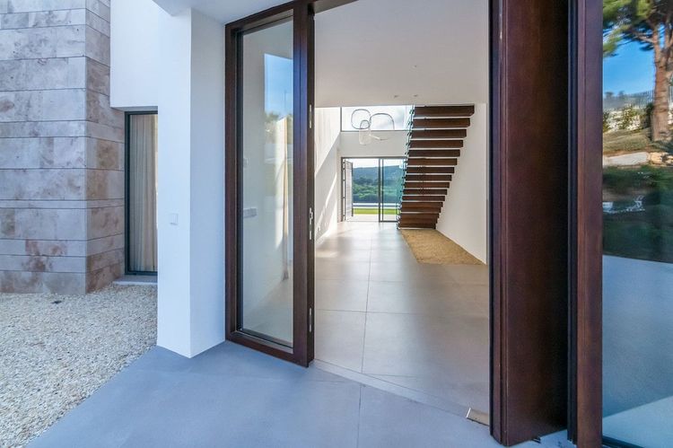 House | Resale in Sotogrande in Sotogrande Others, Costa del Sol - Photo 4