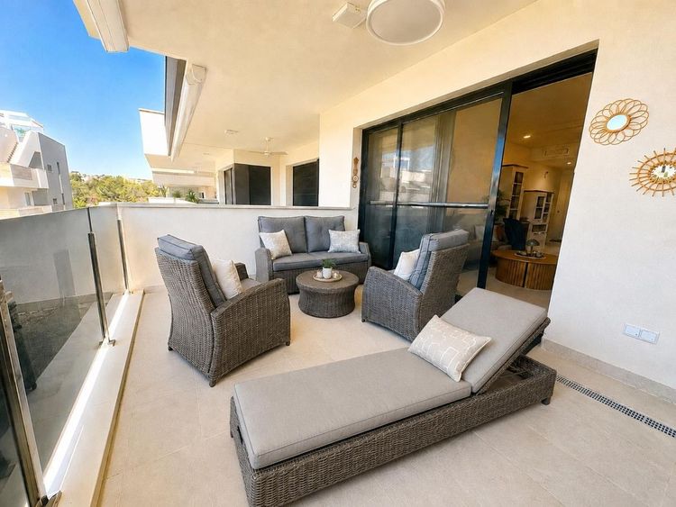 Apartment | Resale in Los Altos in Costa Blanca - Photo 3