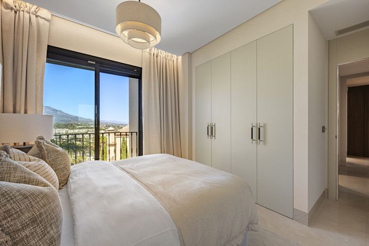 Penthouse | Resale in La Quinta in La Quinta, Costa del Sol - Photo 5