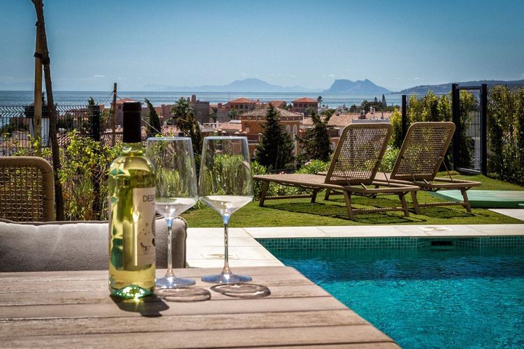 House | Resale in Estepona - Development photo 1