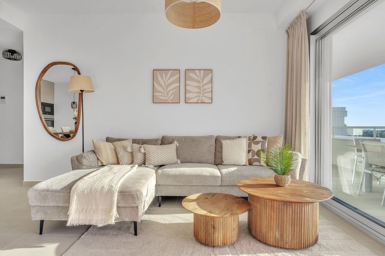 Apartment | Resale in Cancelada in Cancelada, Costa del Sol - Photo 5