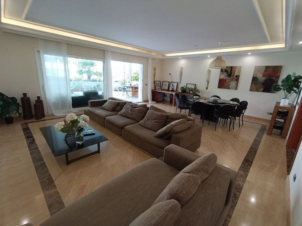 Apartment | Resale in Puerto Banús in Puerto Banús, Costa del Sol - Main property photo
