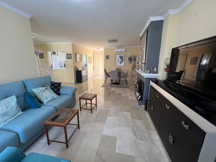 Apartment | Resale in El Paraiso in El Paraiso, Costa del Sol - Photo 3