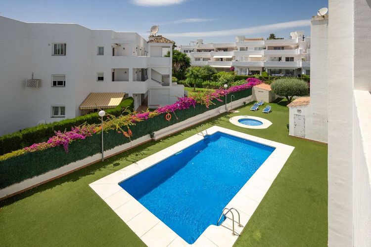 Penthouse | Resale in El Paraiso in El Paraiso, Costa del Sol - Photo 2