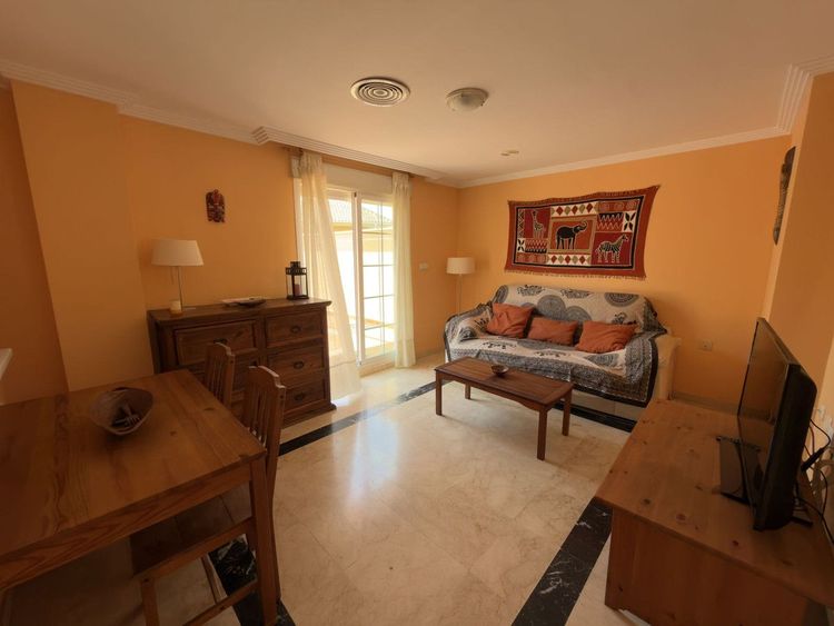 Penthouse | Resale in Elviria in Elviria, Costa del Sol - Photo 4