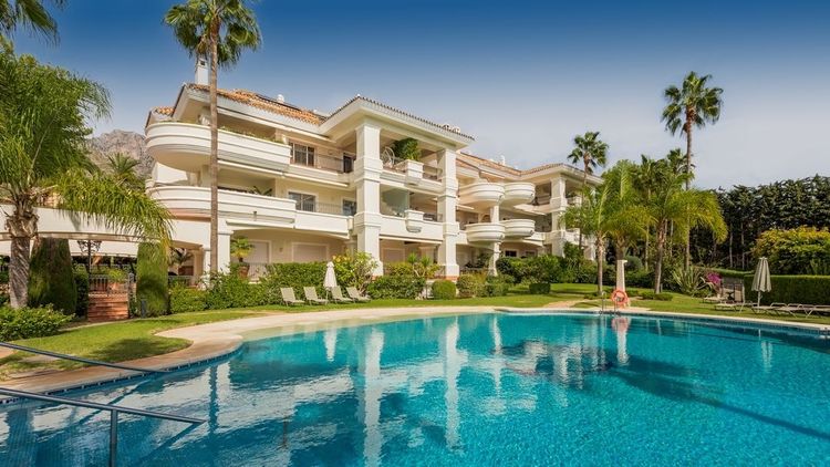 Apartment | Resale in Marbella - Development photo 1