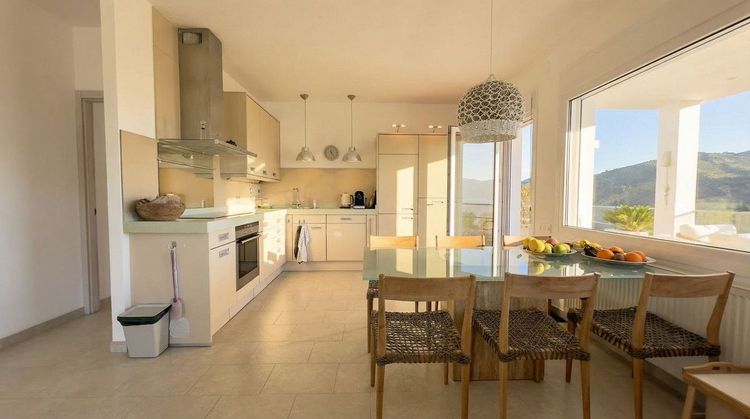 House | Resale in Guaro in Guaro, Costa del Sol - Photo 5