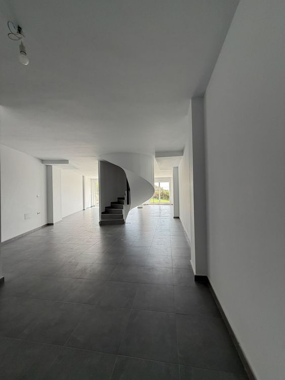 Apartment | Resale in Villajoyosa in Villajoyosa, Costa Blanca - Photo 5