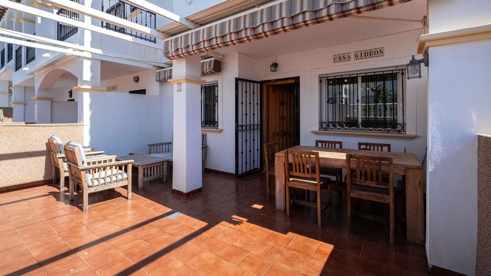 Apartment | Resale in Punta Prima in Punta Prima, Costa Blanca - Main property photo