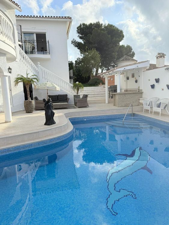 House | Resale in La Capellania in La Capellania, Costa del Sol - Photo 4