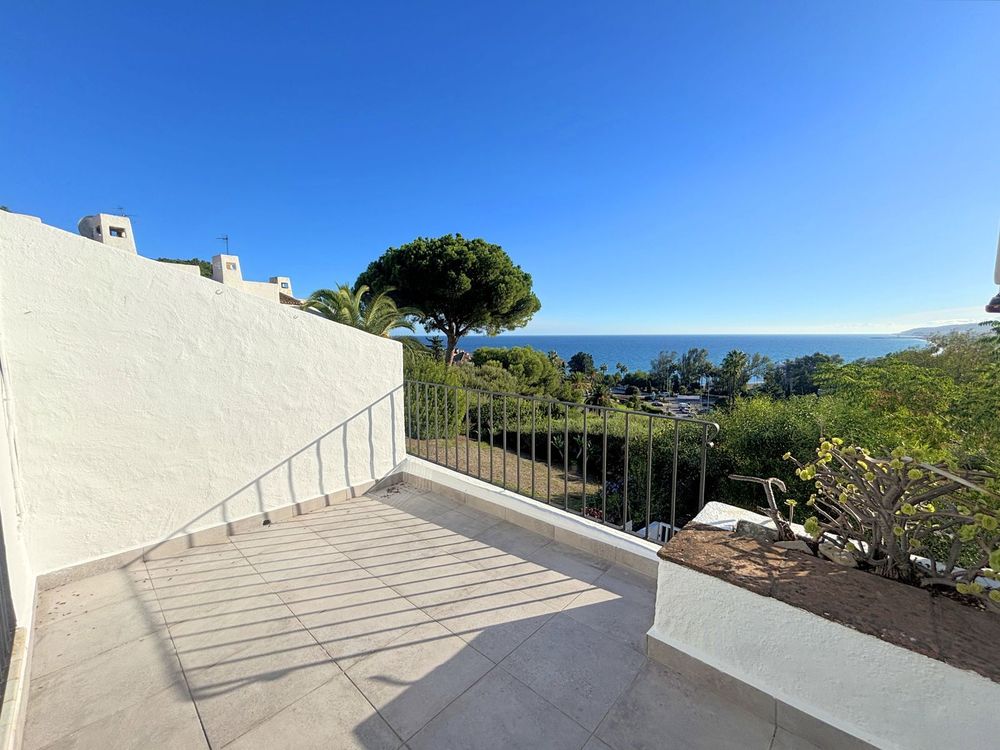 House | Resale in Casares Playa in Casares Playa, Costa del Sol - Main property photo
