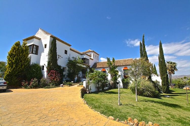 House | Resale in La Cala Golf in La Cala Golf, Costa del Sol - Photo 2