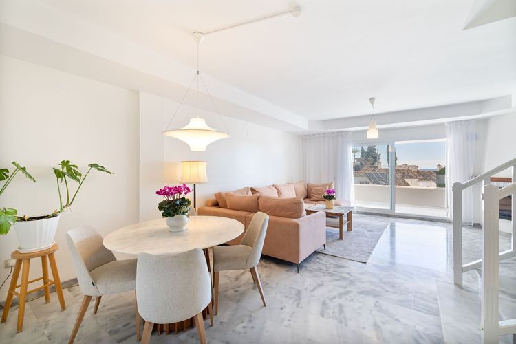 House | Resale in Fuengirola in Fuengirola Others, Costa del Sol - Photo 5