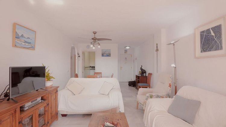 Apartment | Resale in Marbella in Marbella Others, Costa del Sol - Photo 4