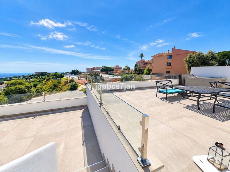 House | Resale in La Mairena in La Mairena, Ojén, Costa del Sol - Photo 5
