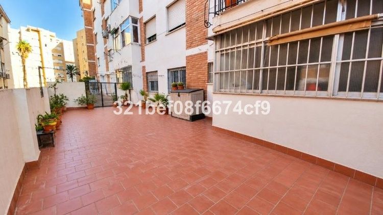 Apartment | Resale in Málaga in Málaga, Málaga City Others, Costa del Sol - Photo 3
