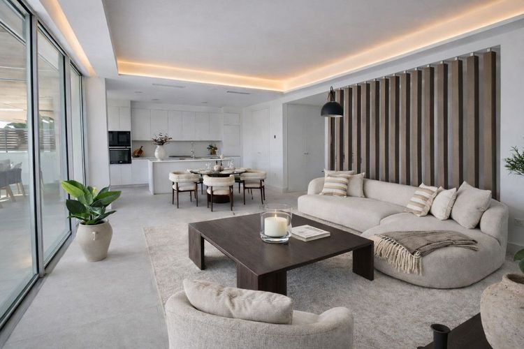 Apartment | Resale in Marbella in Marbella Others, Costa del Sol - Photo 2