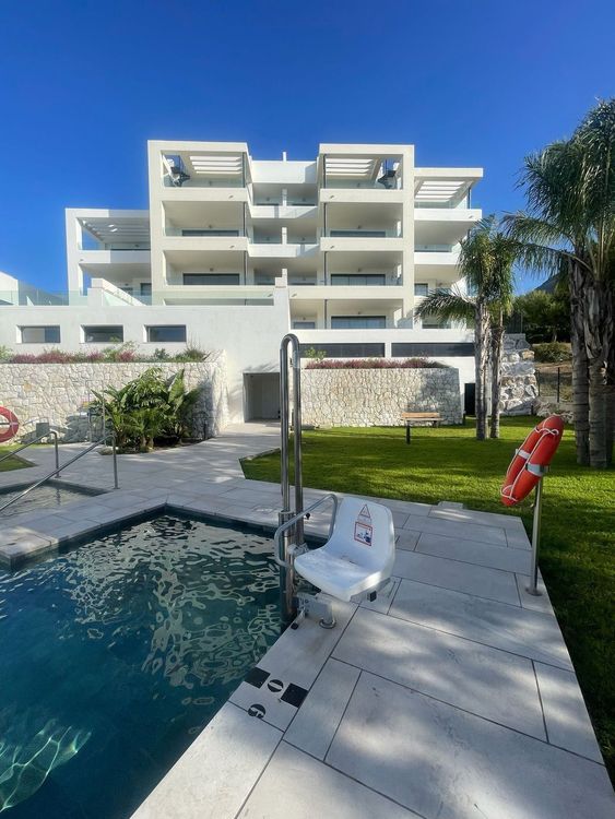 Penthouse | Resale in Benalmadena in Benalmadena Others, Costa del Sol - Photo 2