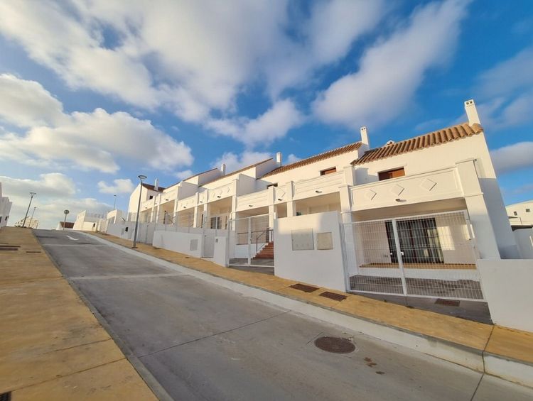 House | Resale in Doña Julia in Doña Julia, Costa del Sol - Photo 5