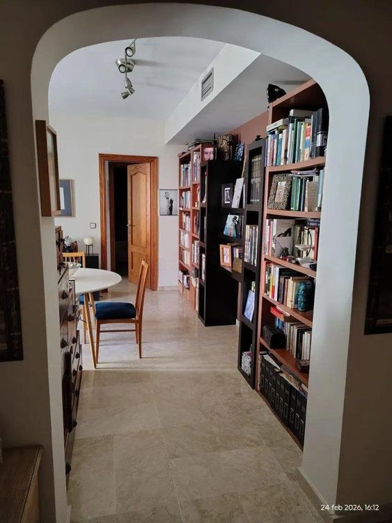 Apartment | Resale in Estepona in Estepona, Costa del Sol - Photo 5