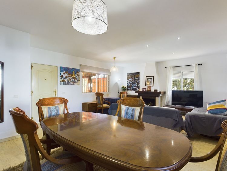 House | Resale in Mijas in Mijas, Costa del Sol - Photo 3