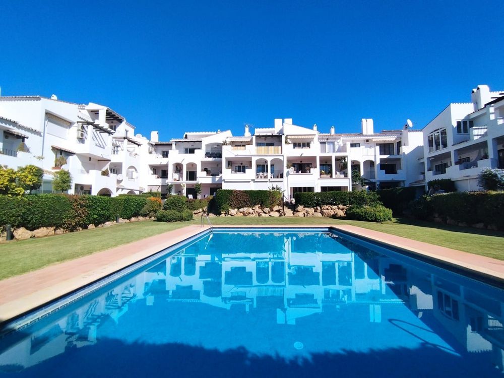 Apartment | Resale in Benamara in Benamara, Costa del Sol - Main property photo