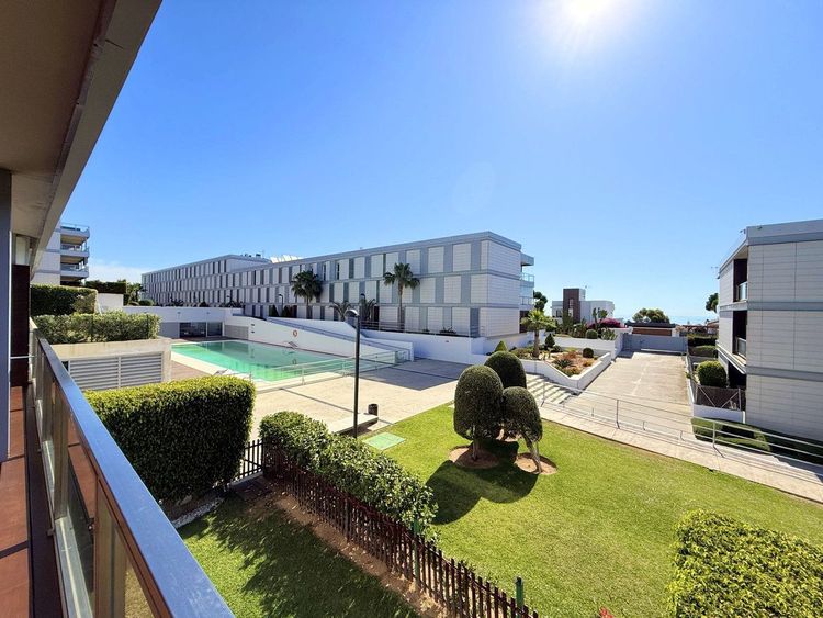 Apartment in La Duquesa in La Duquesa, Manilva, Costa del Sol - Photo 3