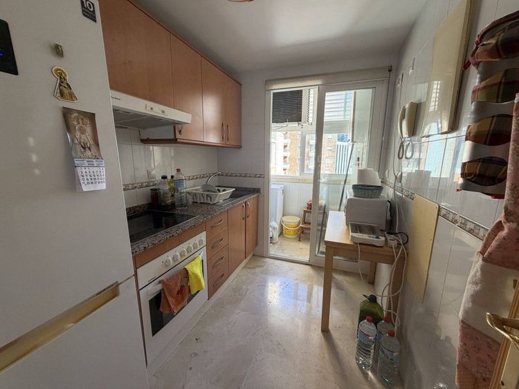 Apartment | Resale in Benidorm in Benidorm, Costa Blanca - Photo 4