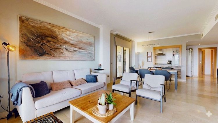 Apartment | Resale in El Paraiso in El Paraiso, Costa del Sol - Photo 3