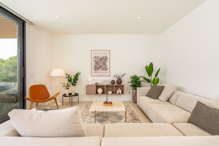 Apartment | Resale in Higueron in Higueron, Costa del Sol - Photo 2