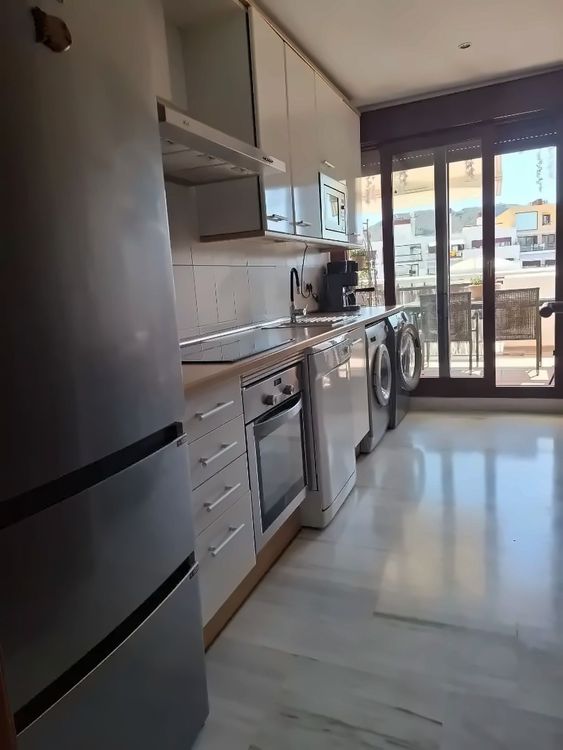 Apartment | Resale in Los Flamingos in Los Flamingos, Costa del Sol - Photo 4