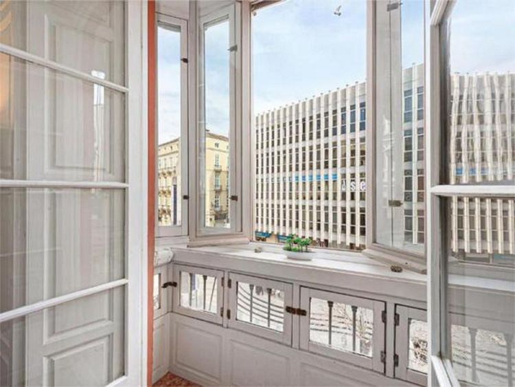 Apartment | Resale in Málaga Centro in Málaga Centro, Costa del Sol - Photo 2